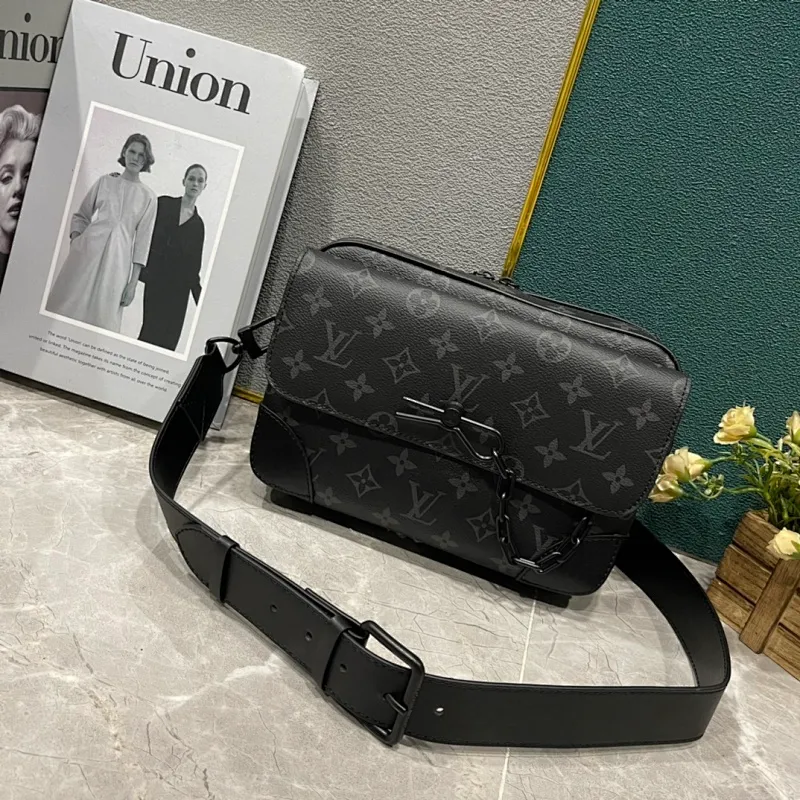 All categories 💚 Top version men’s bags 💚 LV 2024 new LV crossbody bag