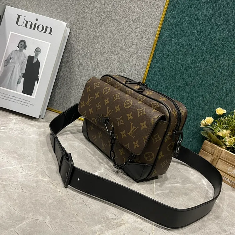All categories 💚 Top version men’s bags 💚 LV 2024 new LV crossbody bag
