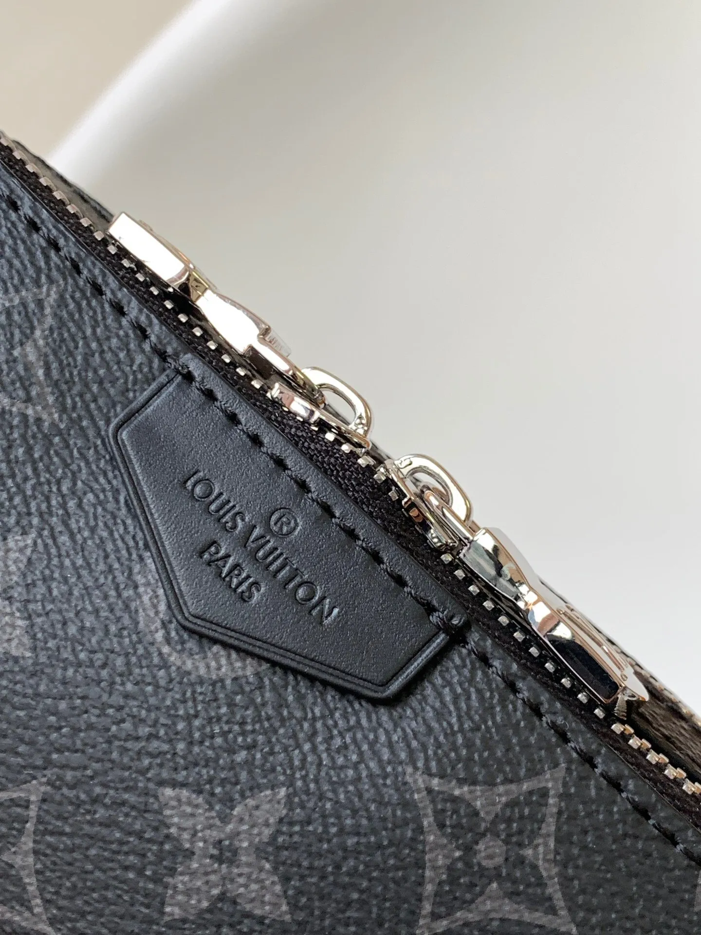 All categories 💚 Top version men’s bags 💚 LV 2025 official website new LV crossbody bag