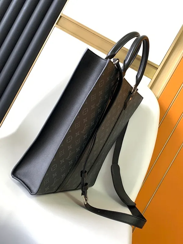 All categories 💚 Top version men’s bags 💚 LV 2024 new LV crossbody bag