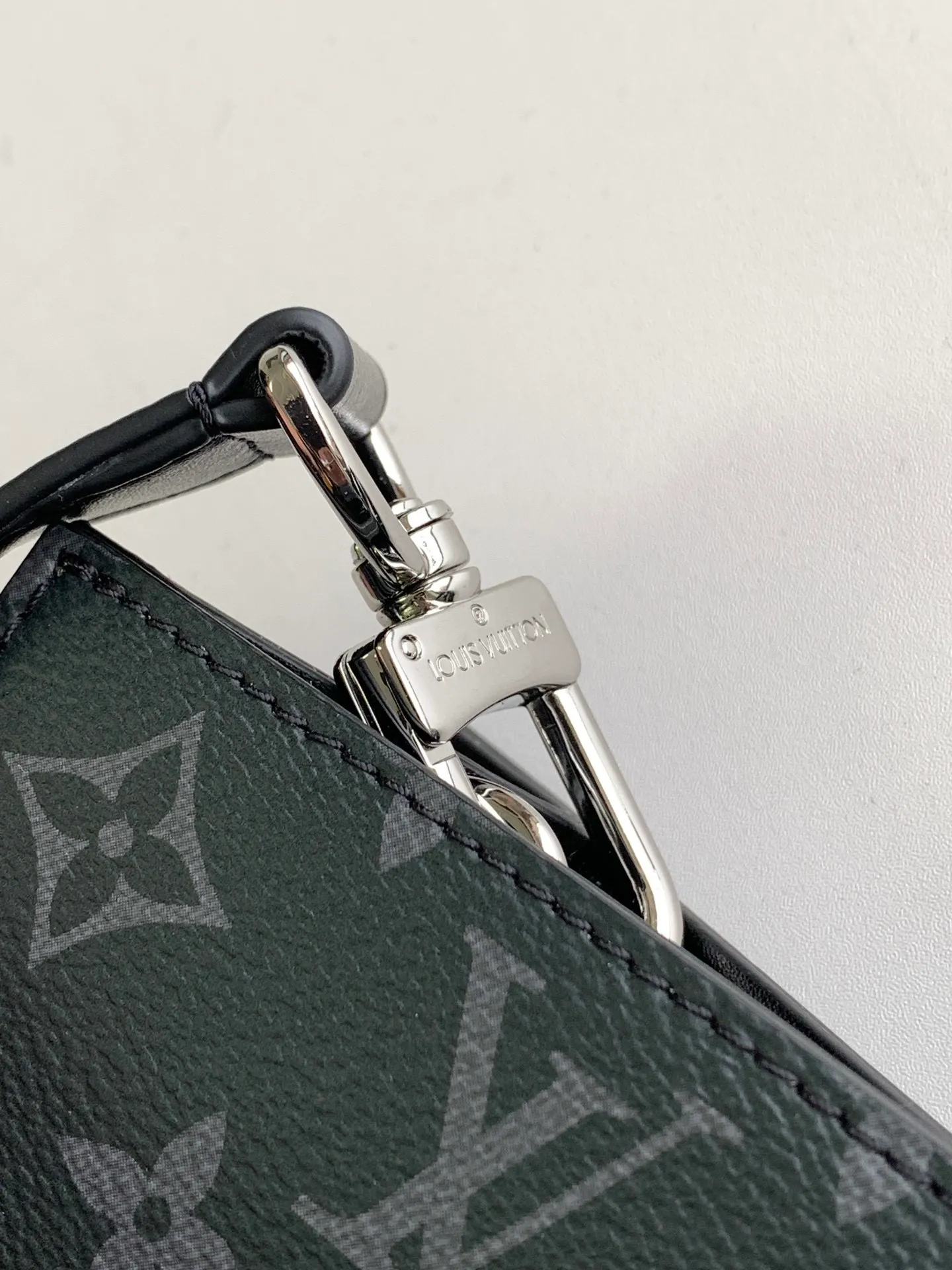 All categories 💚 Top version men’s bags 💚 LV 2024 new LV crossbody bag