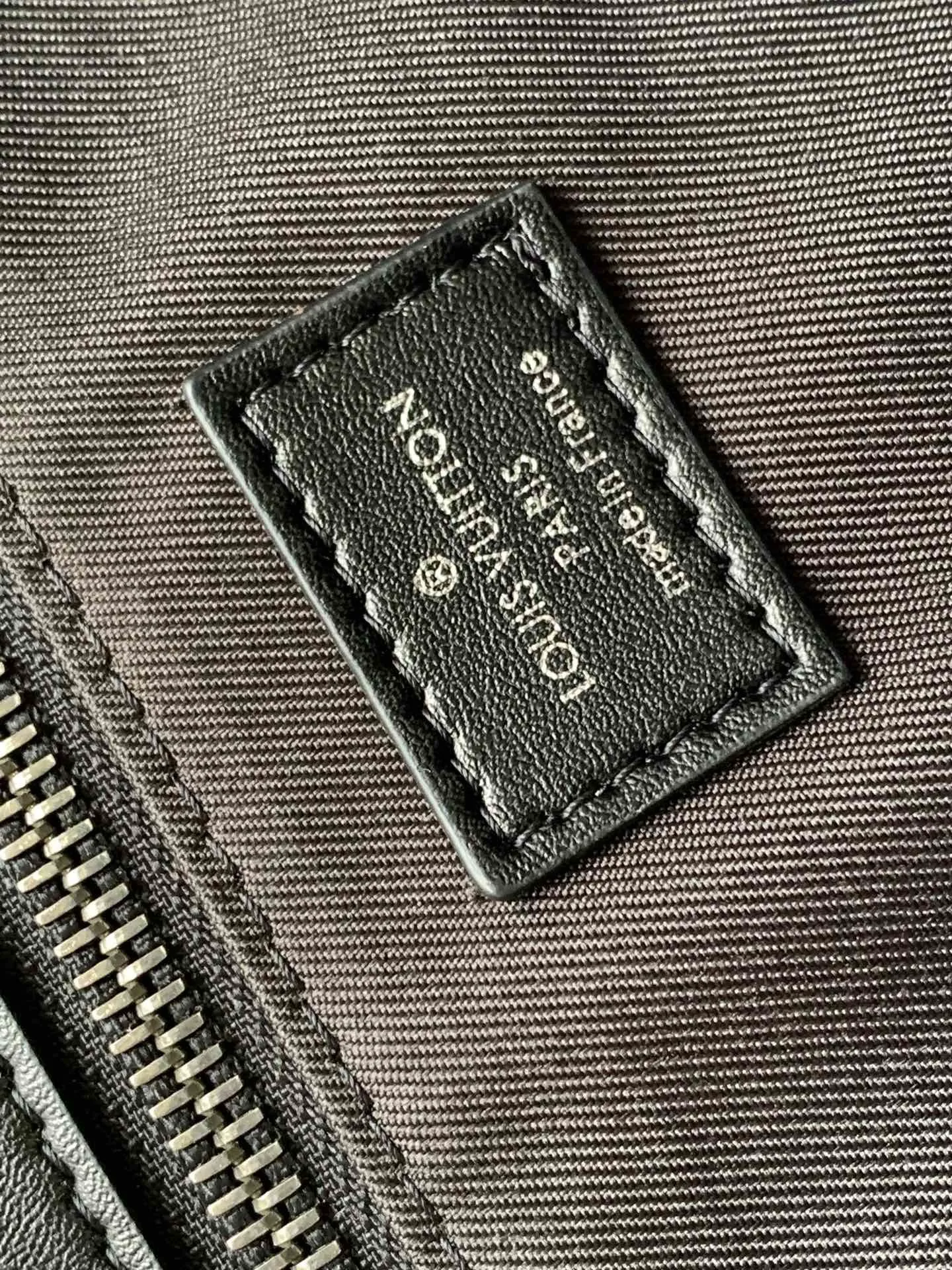 All categories 💚 Top version men’s bags 💚 LV 2024 new LV crossbody bag