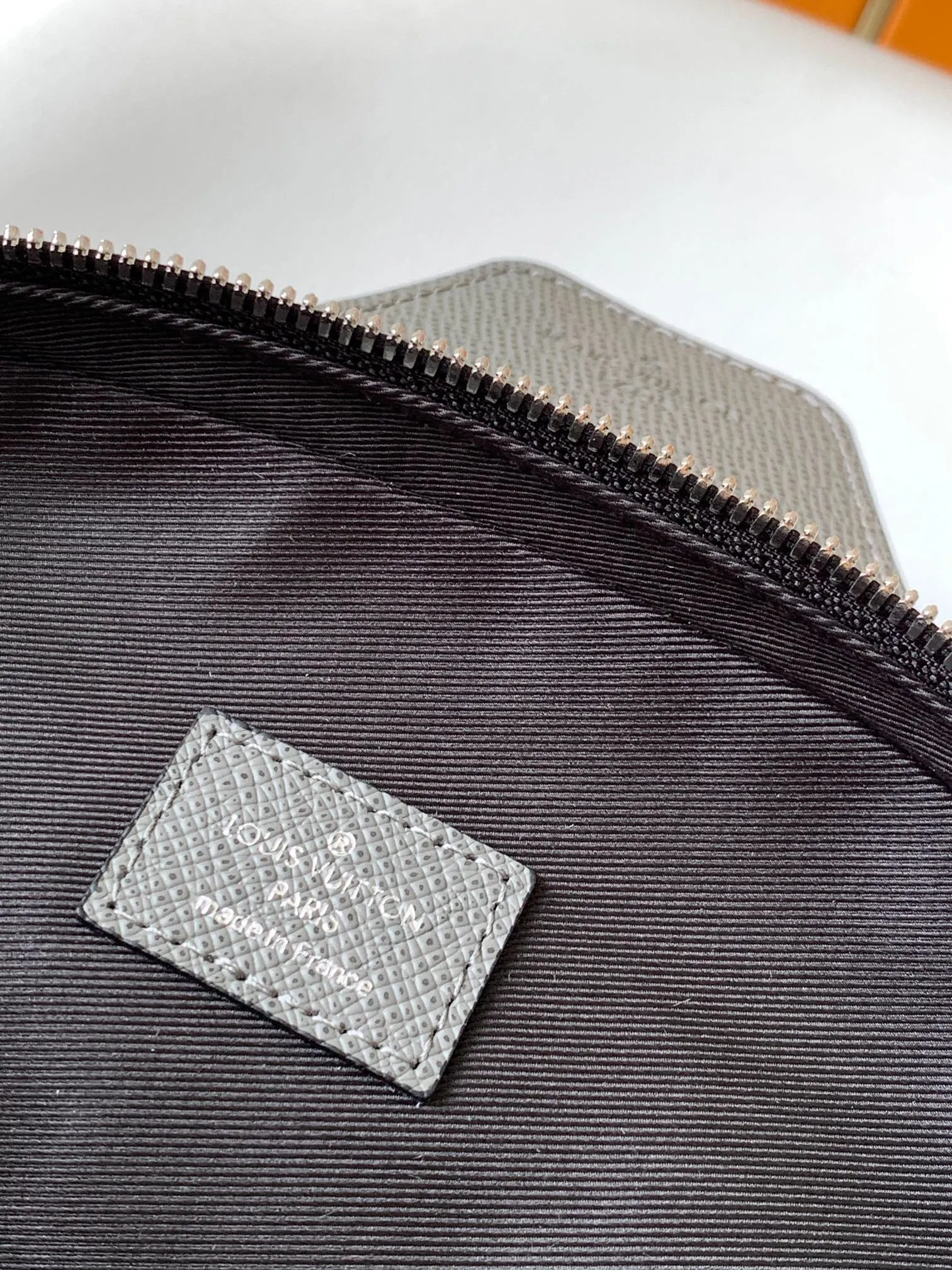All categories 💚 Top version men’s bags 💚 LV 2025 official website new LV chest bag
