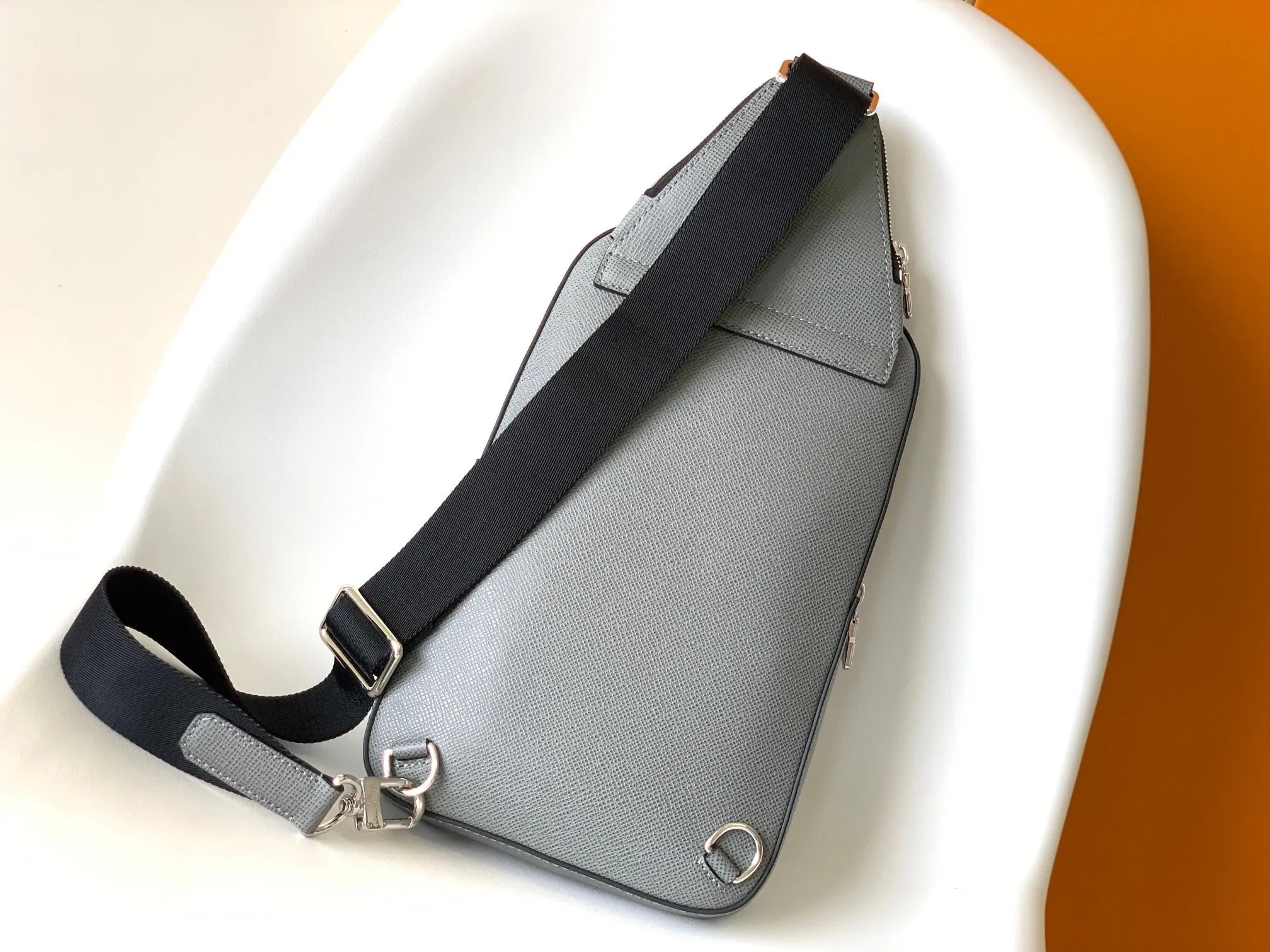 All categories 💚 Top version men’s bags 💚 LV 2025 official website new LV chest bag