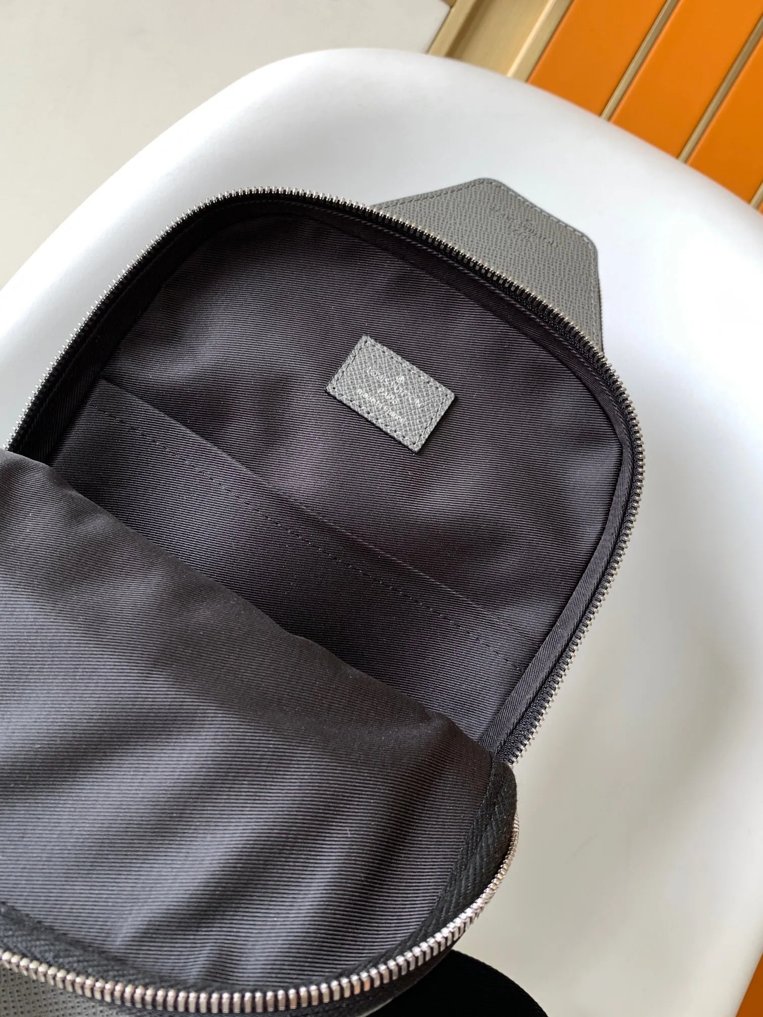 All categories 💚 Top version men’s bags 💚 LV 2025 official website new LV chest bag
