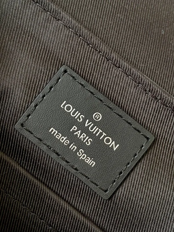 All categories 💚 Top version men’s bags 💚 LV 2025 official website new LV crossbody bag