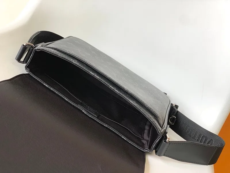 All categories 💚 Top version men’s bags 💚 LV 2025 official website new LV crossbody bag