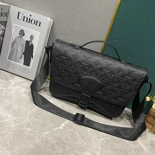All categories 💚 Top version men’s bags 💚 LV 2024 new LV crossbody bag