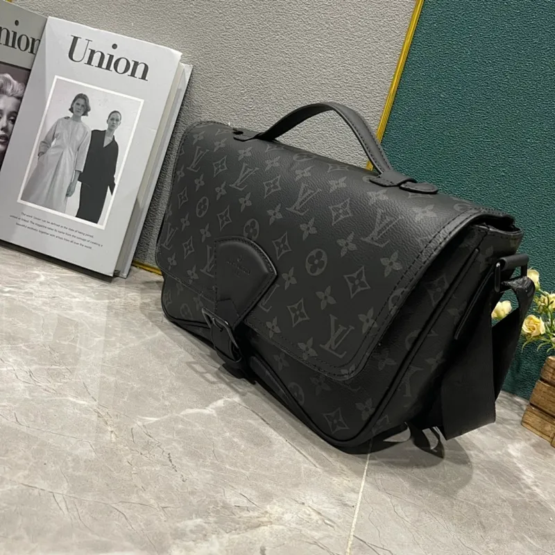 All categories 💚 Top version men’s bags 💚 LV 2024 new LV crossbody bag