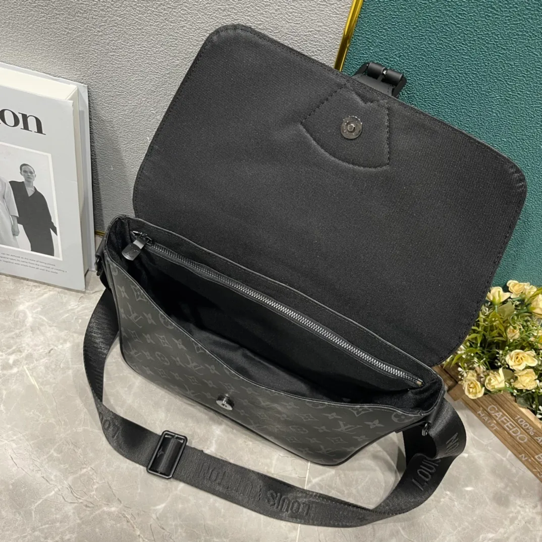 All categories 💚 Top version men’s bags 💚 LV 2024 new LV crossbody bag