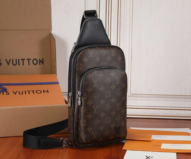 All categories 💚 Top version men’s bags 💚 LV 2023 new LV chest bag