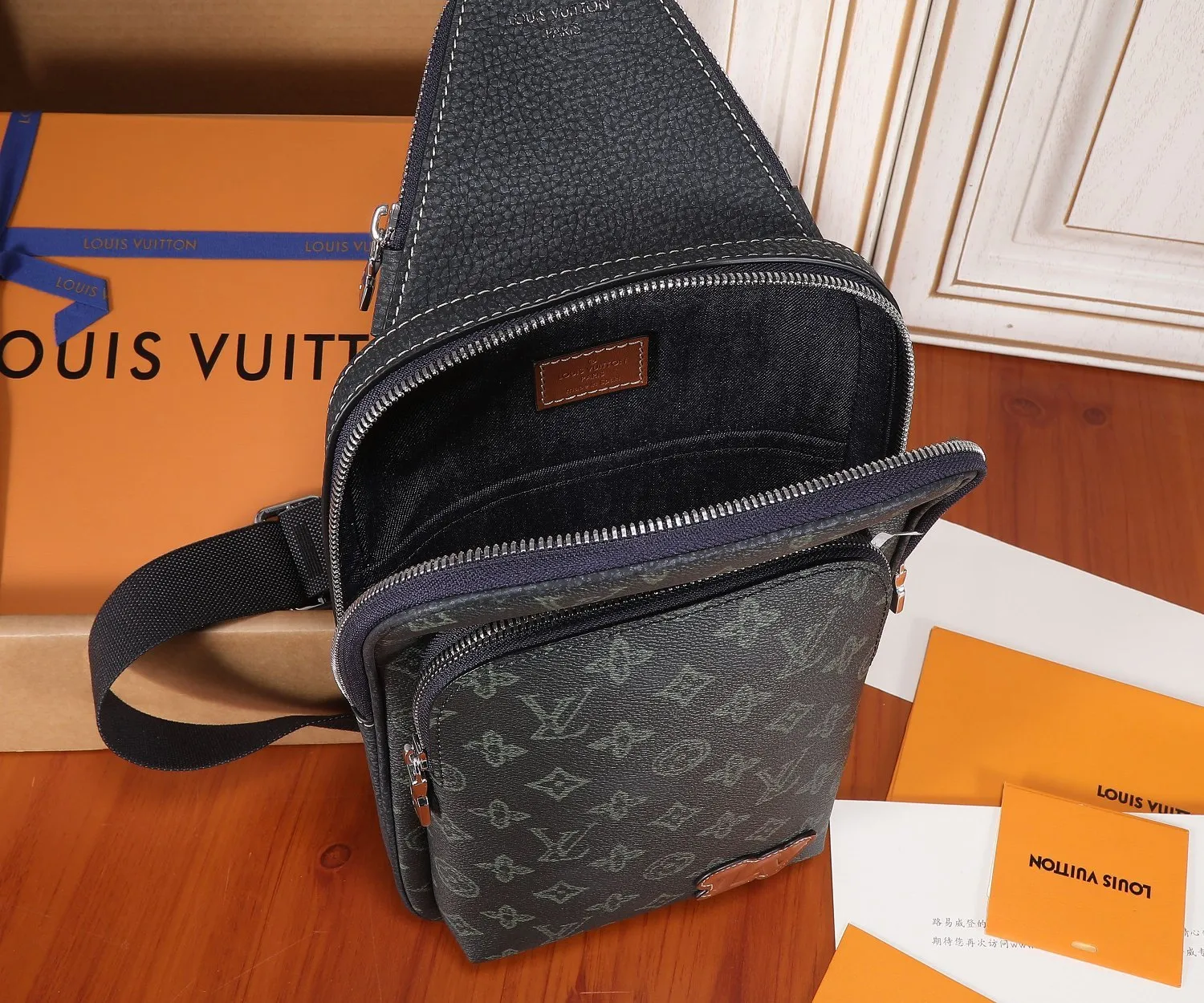 All categories 💚 Top version men’s bags 💚 LV 2023 new LV chest bag