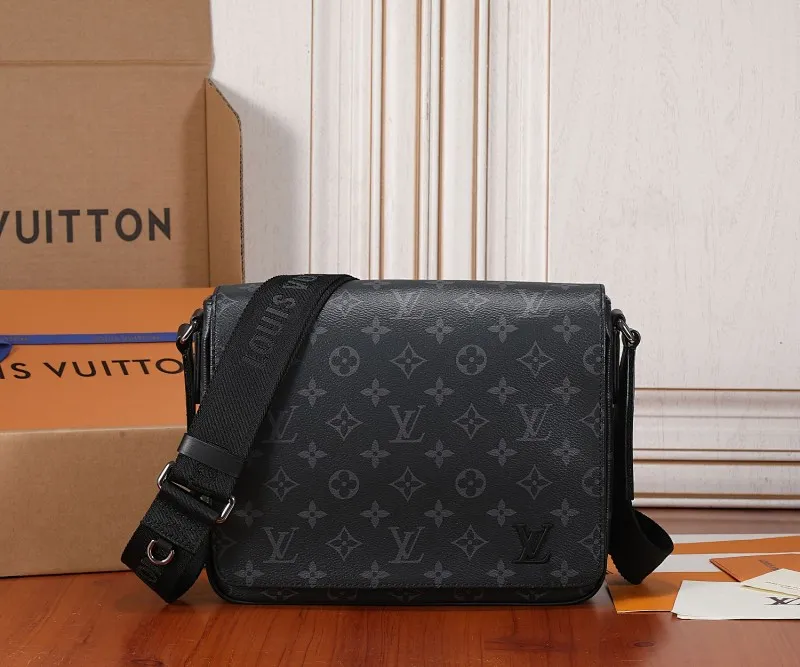 All categories 💚 Top version men’s bags 💚 LV 2023 new LV crossbody bag