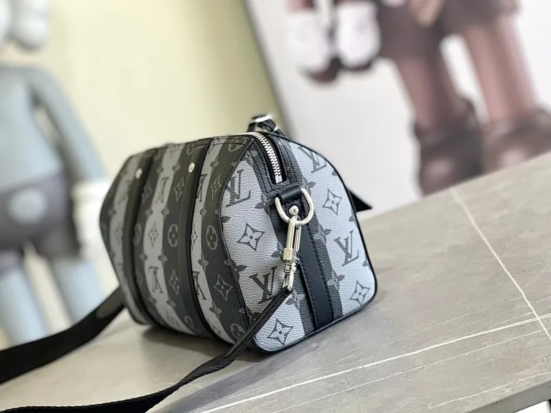 All categories 💚 Top version men’s bags 💚 LV 2024 official website new LV crossbody bag