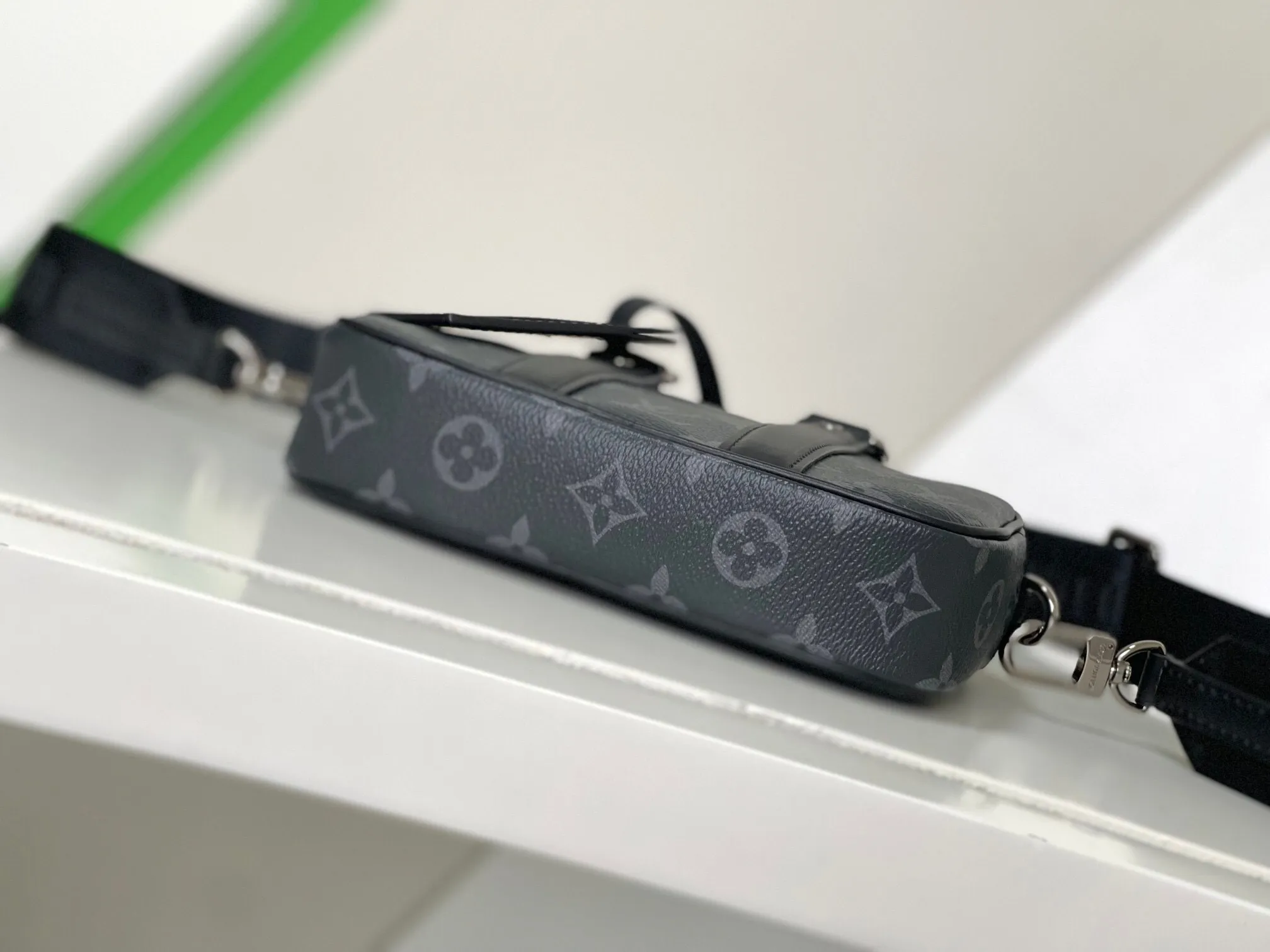 All categories 💚 Top version men’s bags 💚 LV 2025 official website new LV crossbody bag