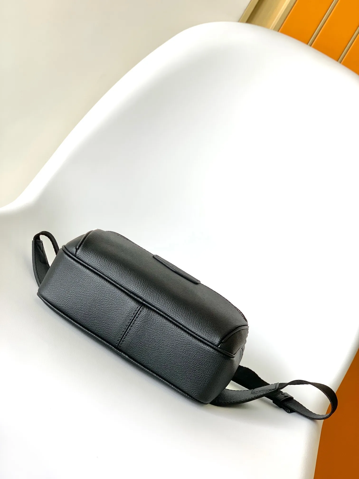 All categories 💚 Top version men’s bags 💚 LV 2024 new LV waist bag