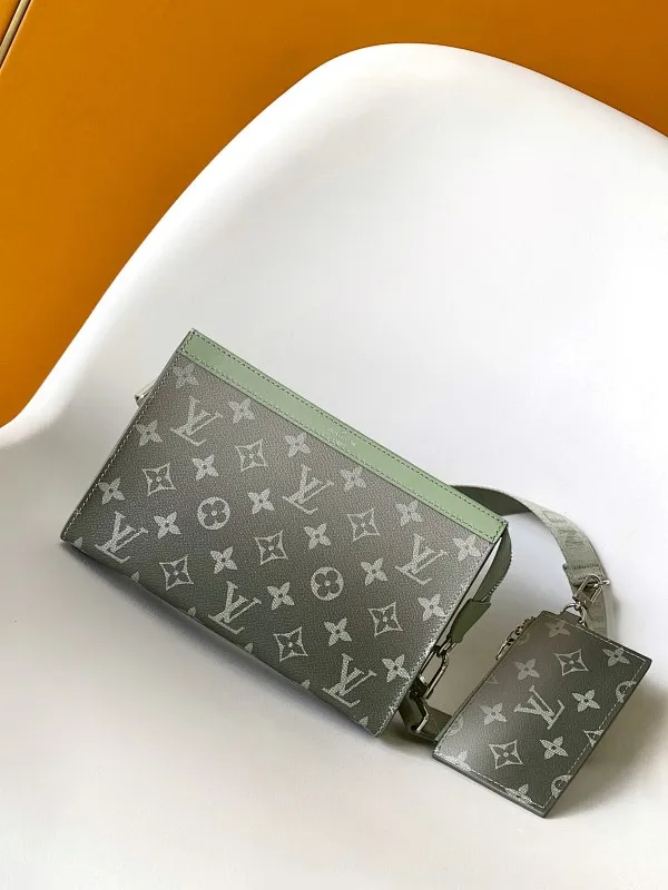 All categories 💚 Top version men’s bags 💚 LV 2025 new LV crossbody bag
