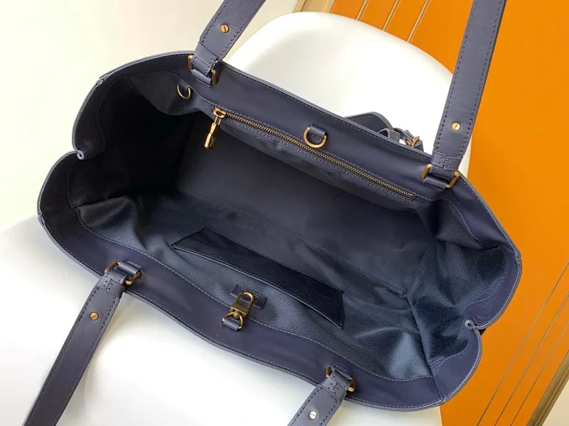 All categories 💚 Top version men’s bags 💚 LV 2023 new LV handbags