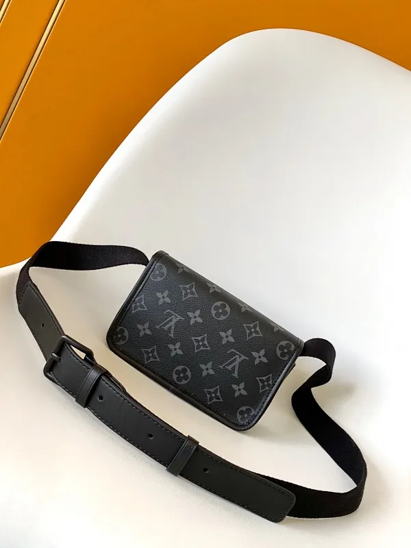All categories 💚 Top version men’s bags 💚 LV 2025 new LV crossbody bag