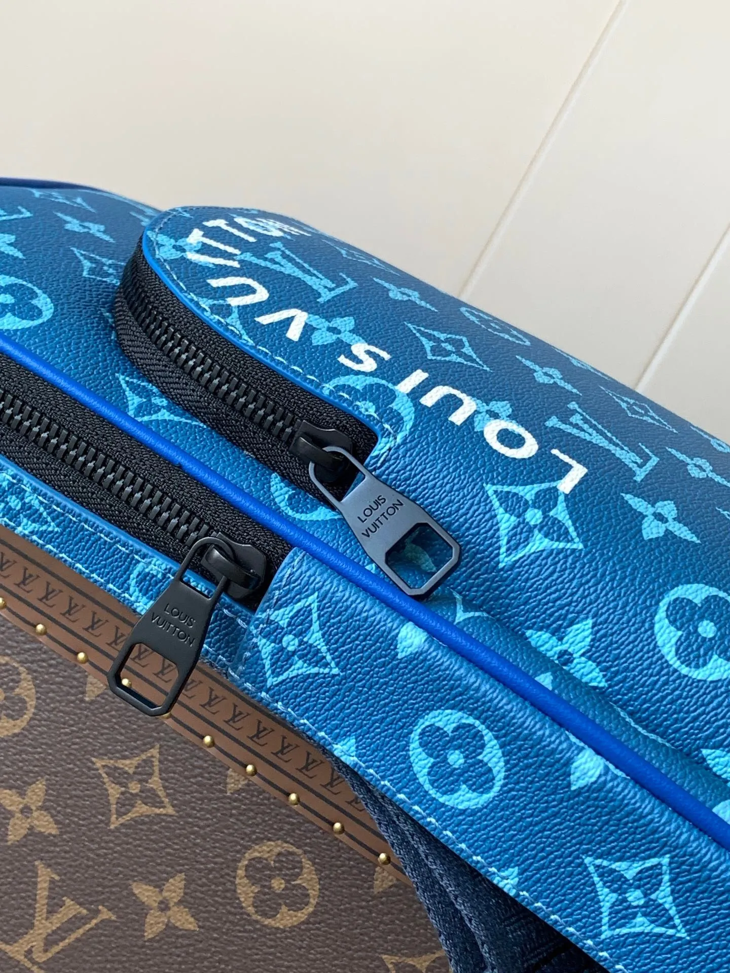 All categories 💚 Top version men’s bags 💚 LV 2024 official website new LV chest bag