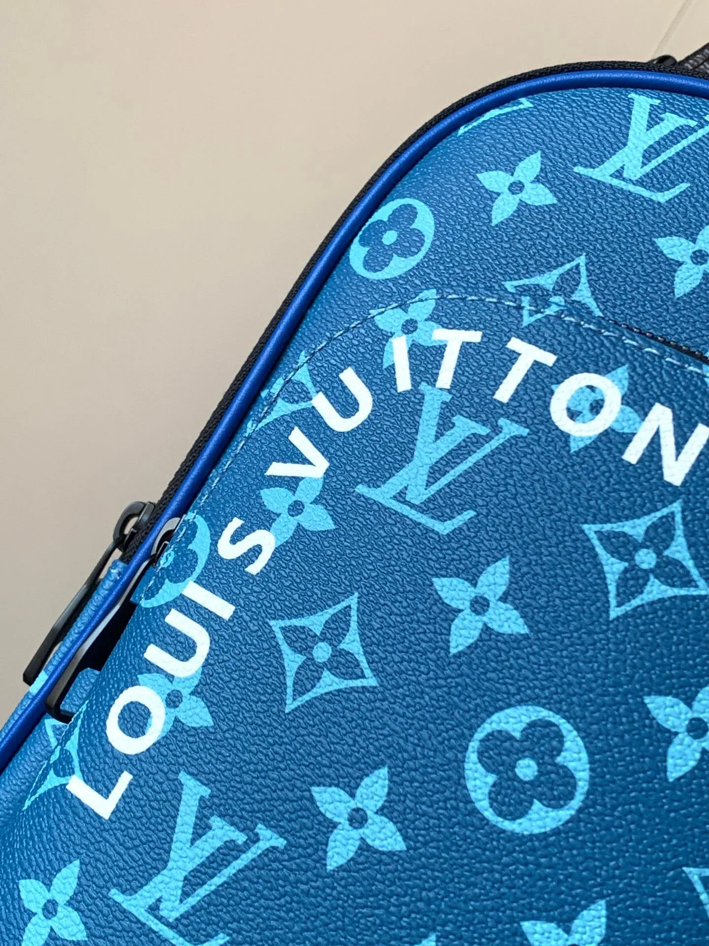 All categories 💚 Top version men’s bags 💚 LV 2024 official website new LV chest bag