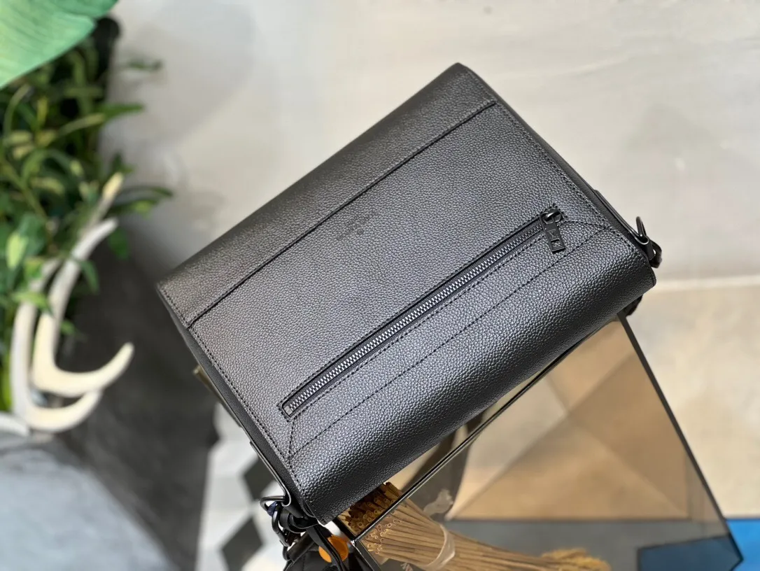 All categories 💚 Top version men’s bags 💚 LV 2025 official website new LV crossbody bag
