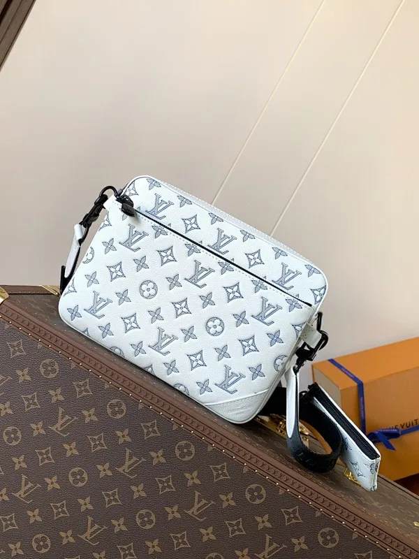 All categories 💚 Top version men’s bags 💚 LV 2024 official website new LV crossbody bag