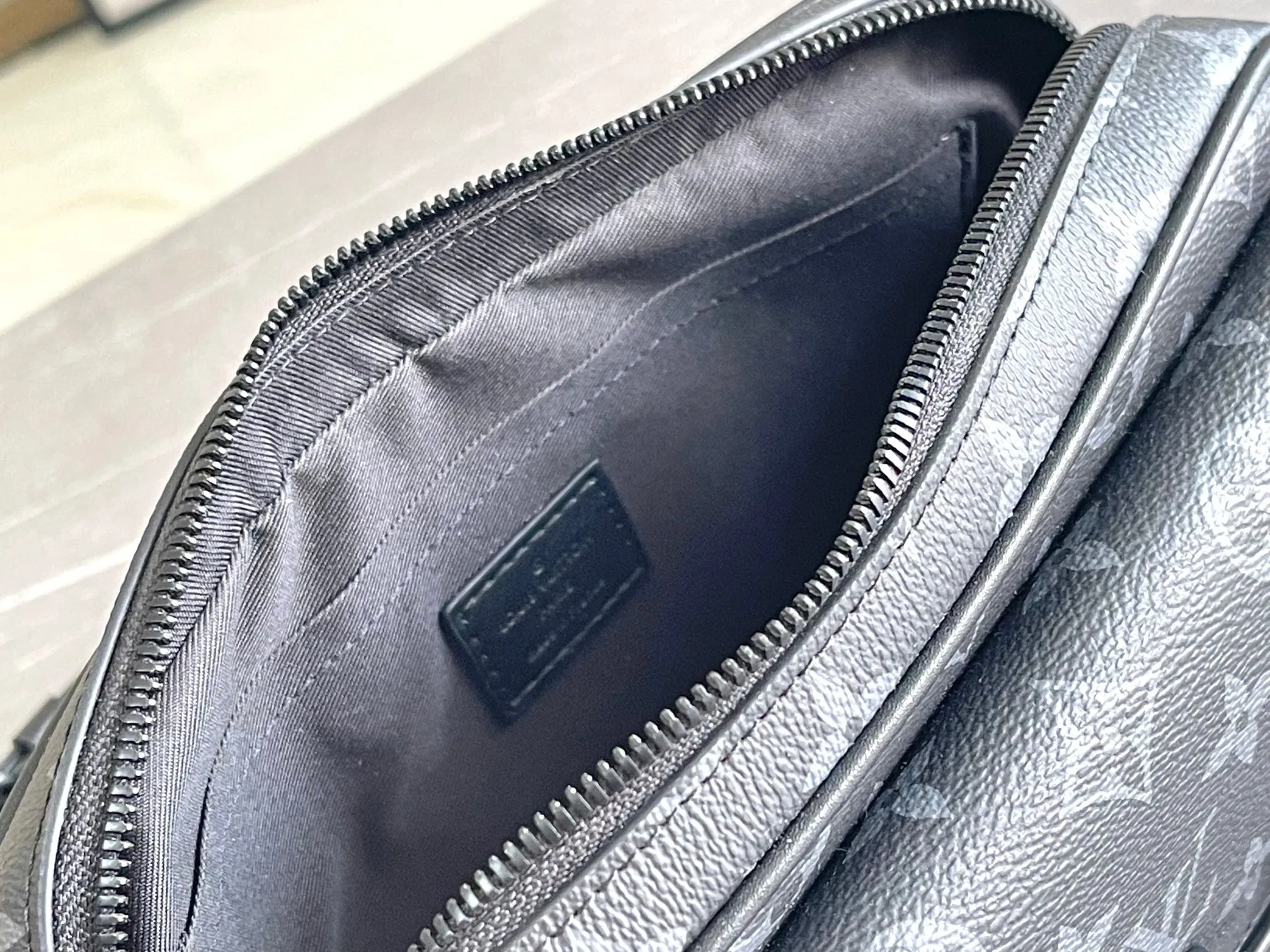All categories 💚 Top version men’s bags 💚 LV 2024 official website new LV crossbody bag