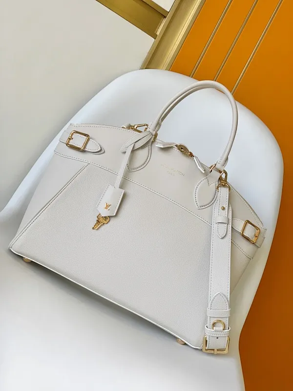 All categories 💚 Top version men’s bags 💚 LV 2023 new LV crossbody bag