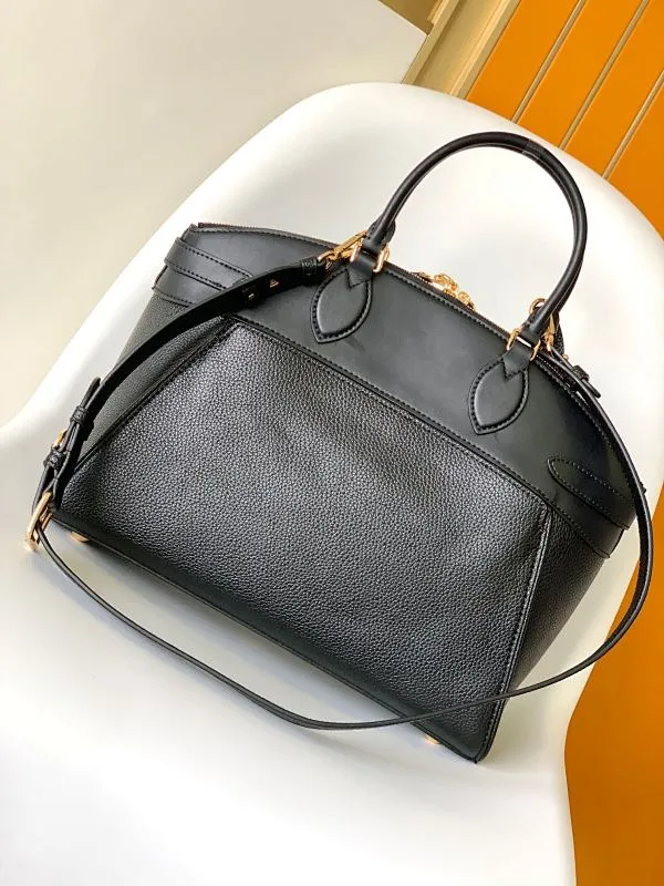 All categories 💚 Top version men’s bags 💚 LV 2023 new LV crossbody bag