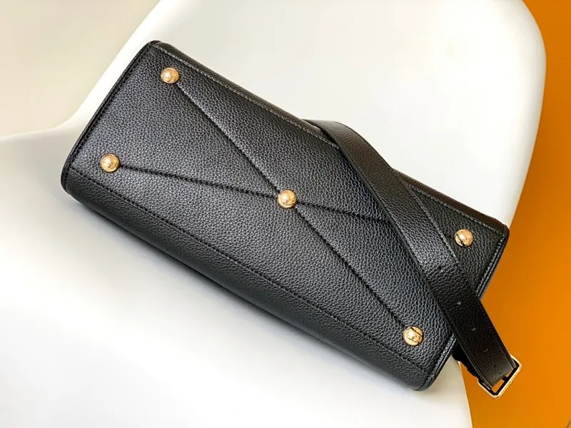 All categories 💚 Top version men’s bags 💚 LV 2023 new LV crossbody bag