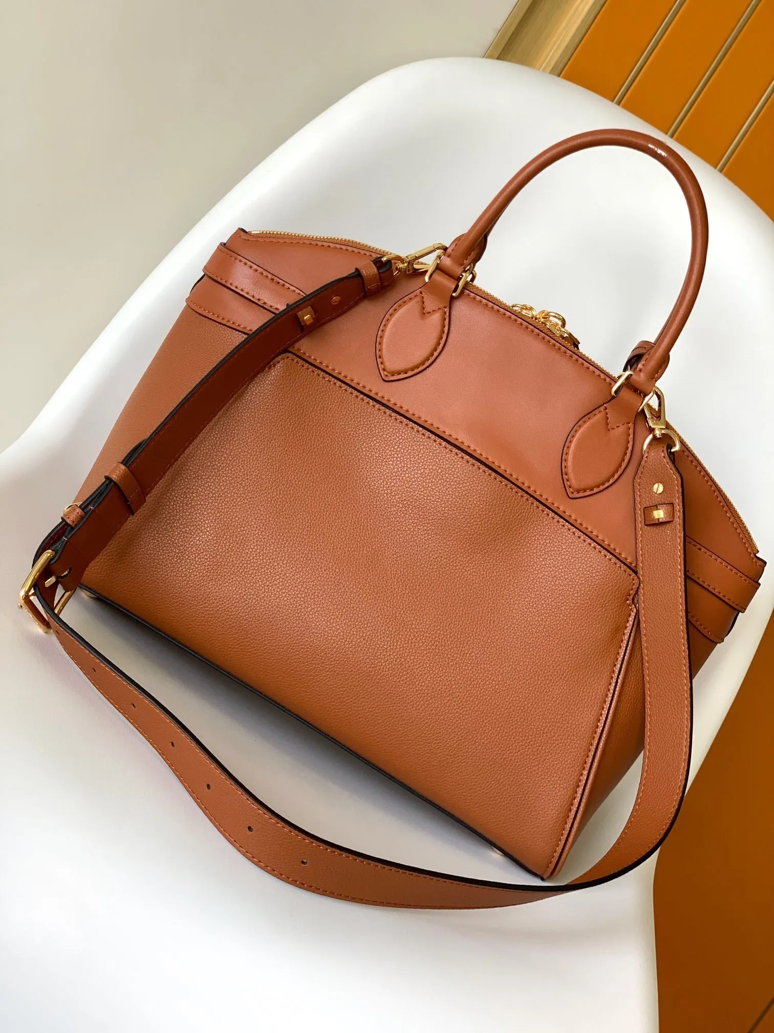 All categories 💚 Top version men’s bags 💚 LV 2023 new LV crossbody bag