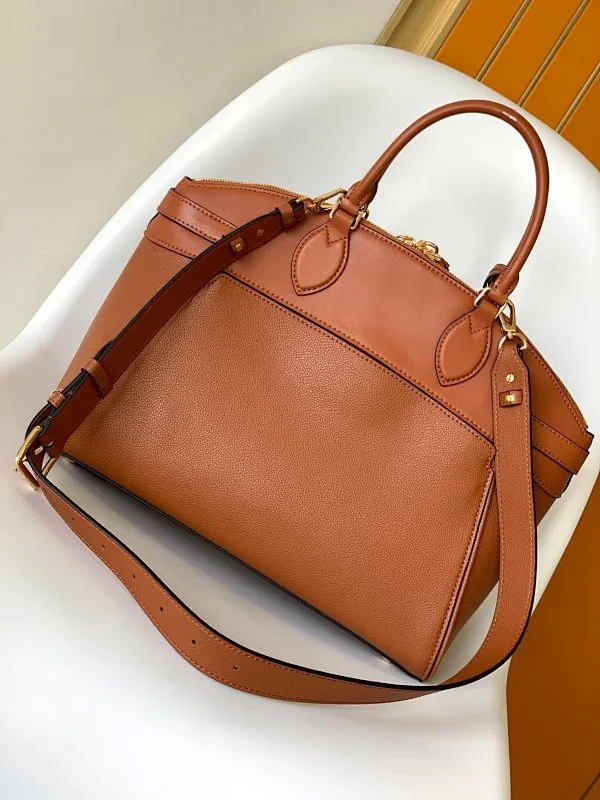 All categories 💚 Top version men’s bags 💚 LV 2023 new LV crossbody bag