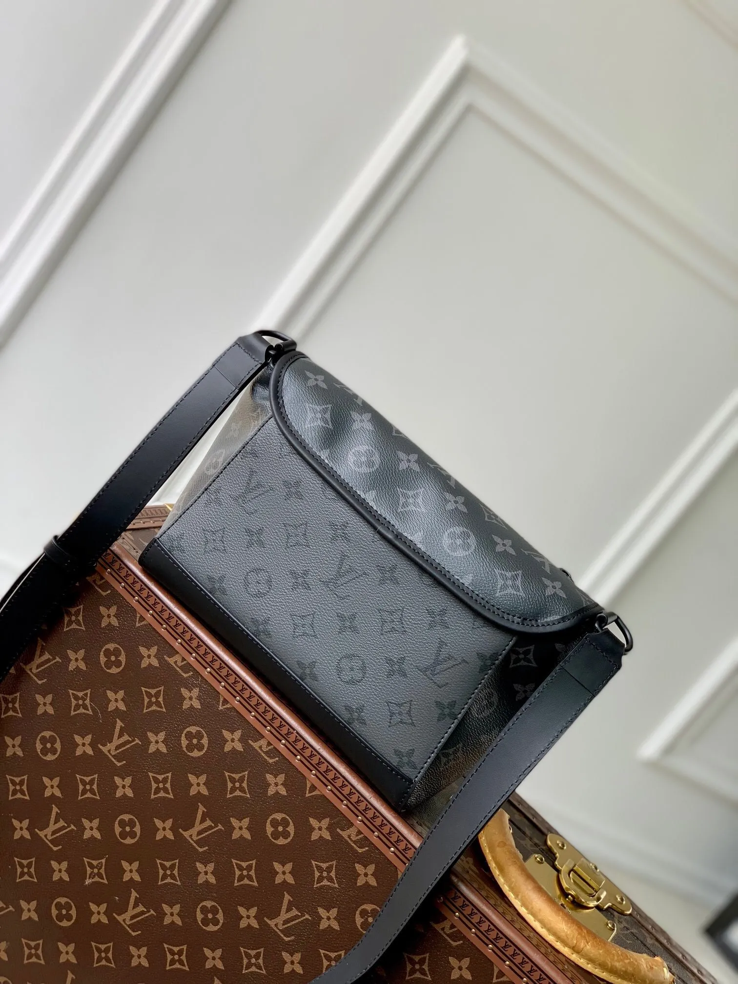 All categories 💚 Top version men’s bags 💚 LV 2024 official website new LV crossbody bag