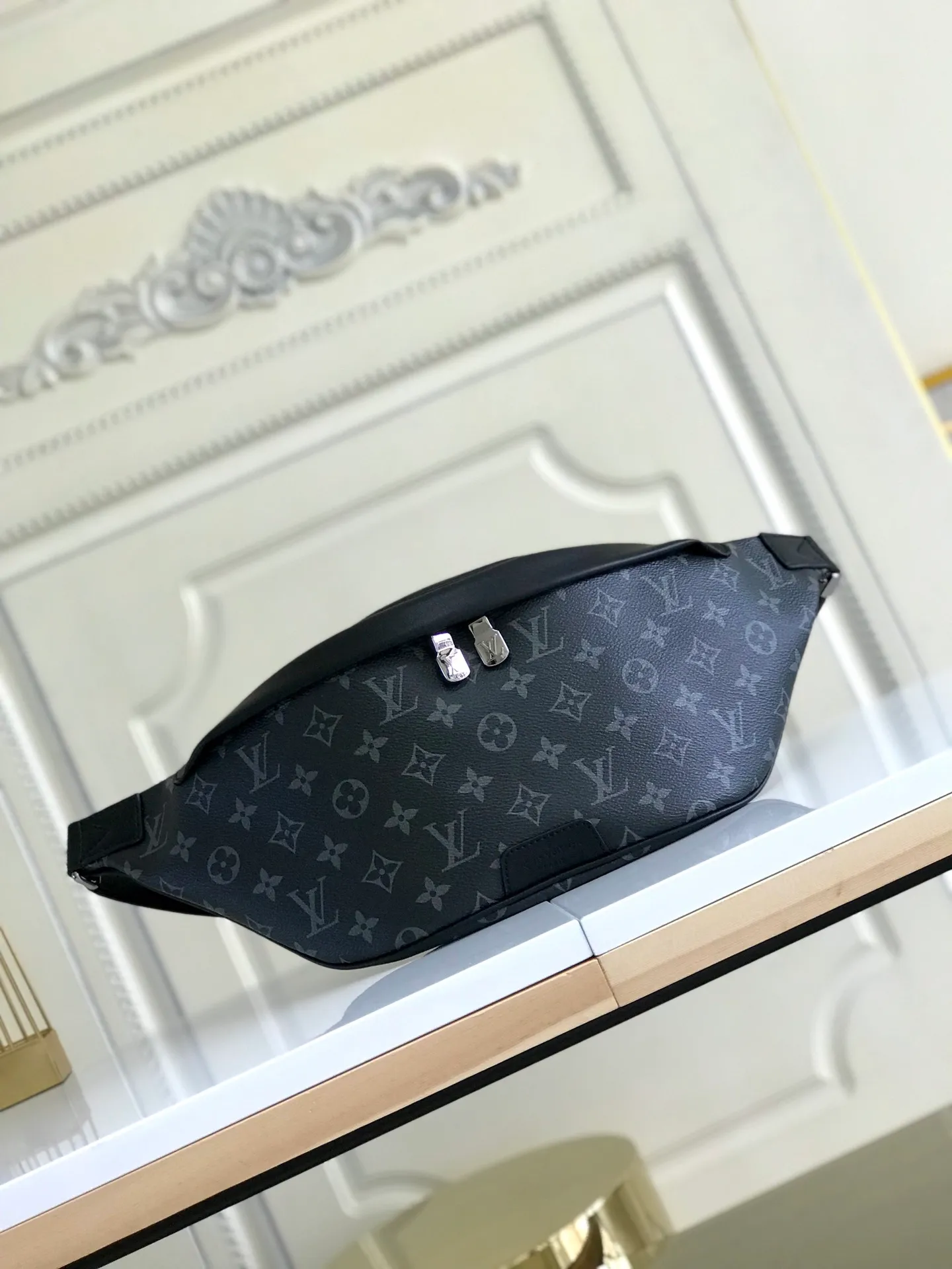 All categories 💚 Top version men’s bags 💚 LV 2023 new LV chest bag
