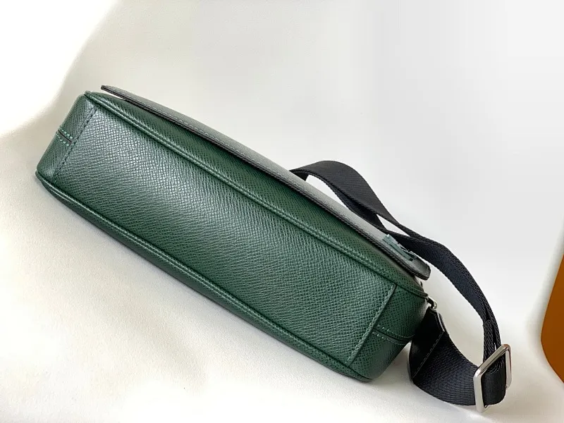 All categories 💚 Top version men’s bags 💚 LV 2025 official website new LV crossbody bag