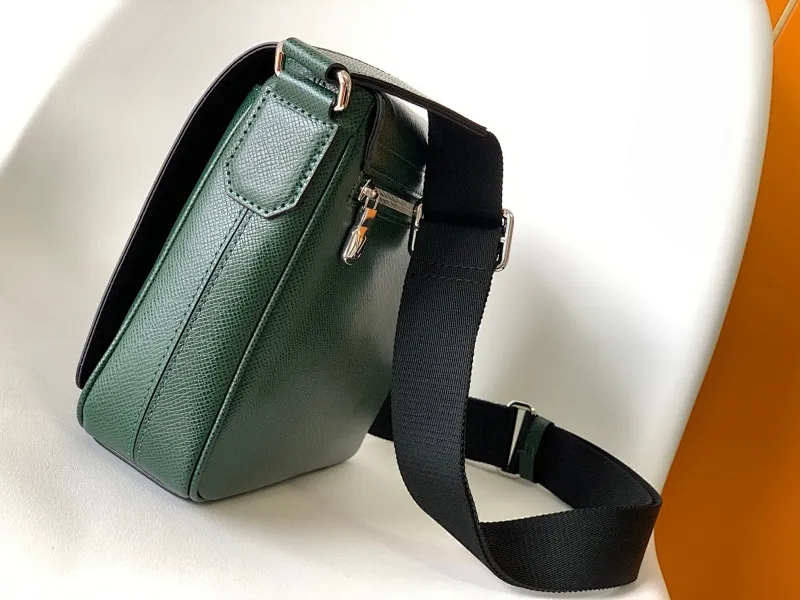 All categories 💚 Top version men’s bags 💚 LV 2025 official website new LV crossbody bag