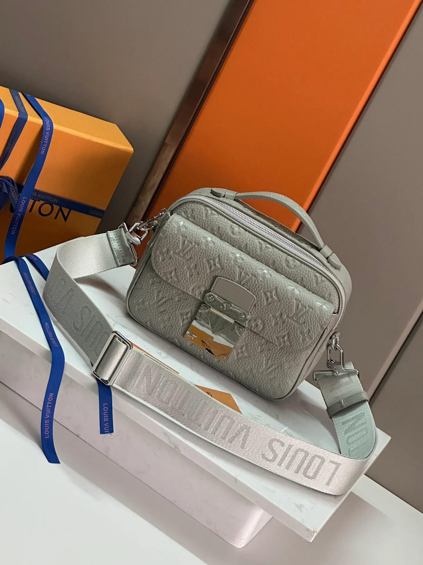 All categories 💚 Top version men's bag 💚 LV 58005000 2023 official LV crossbody bag LV men's crossbody bag 22-18-8