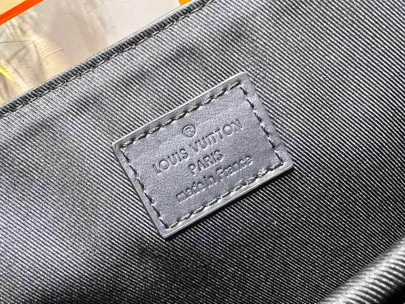 All categories 💚 Top version men’s bags 💚 LV 2025 official website new LV crossbody bag