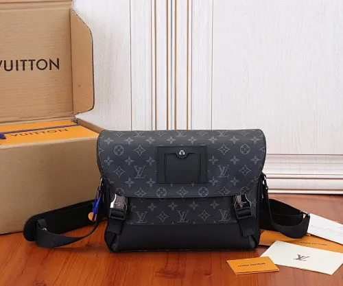 All categories 💚 Top version men’s bags 💚 LV 2023 new LV crossbody bag