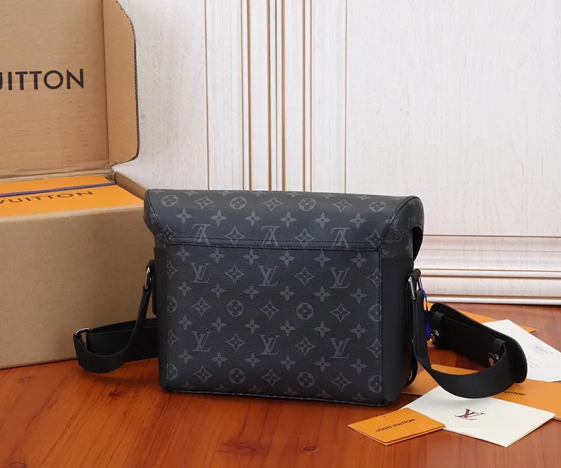All categories 💚 Top version men’s bags 💚 LV 2023 new LV crossbody bag
