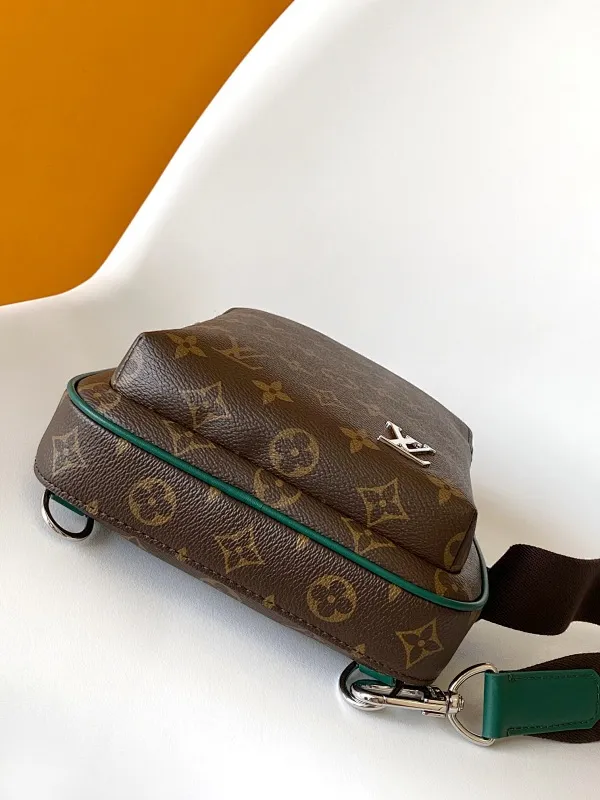 All categories 💚 Top version men’s bags 💚 LV 2025 official website new LV chest bag