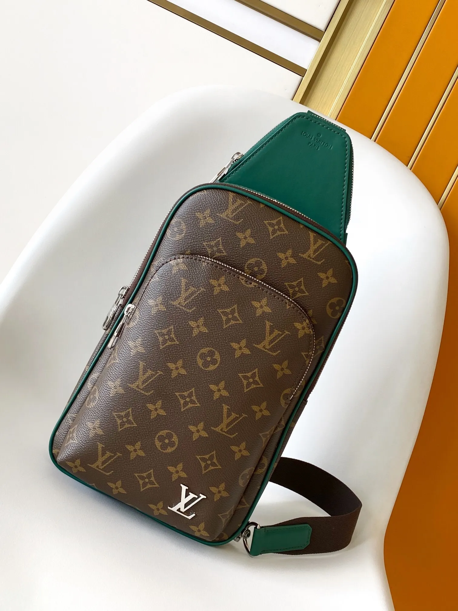 All categories 💚 Top version men’s bags 💚 LV 2025 official website new LV chest bag