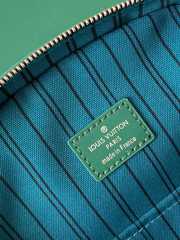 All categories 💚 Top version men’s bags 💚 LV 2025 official website new LV chest bag