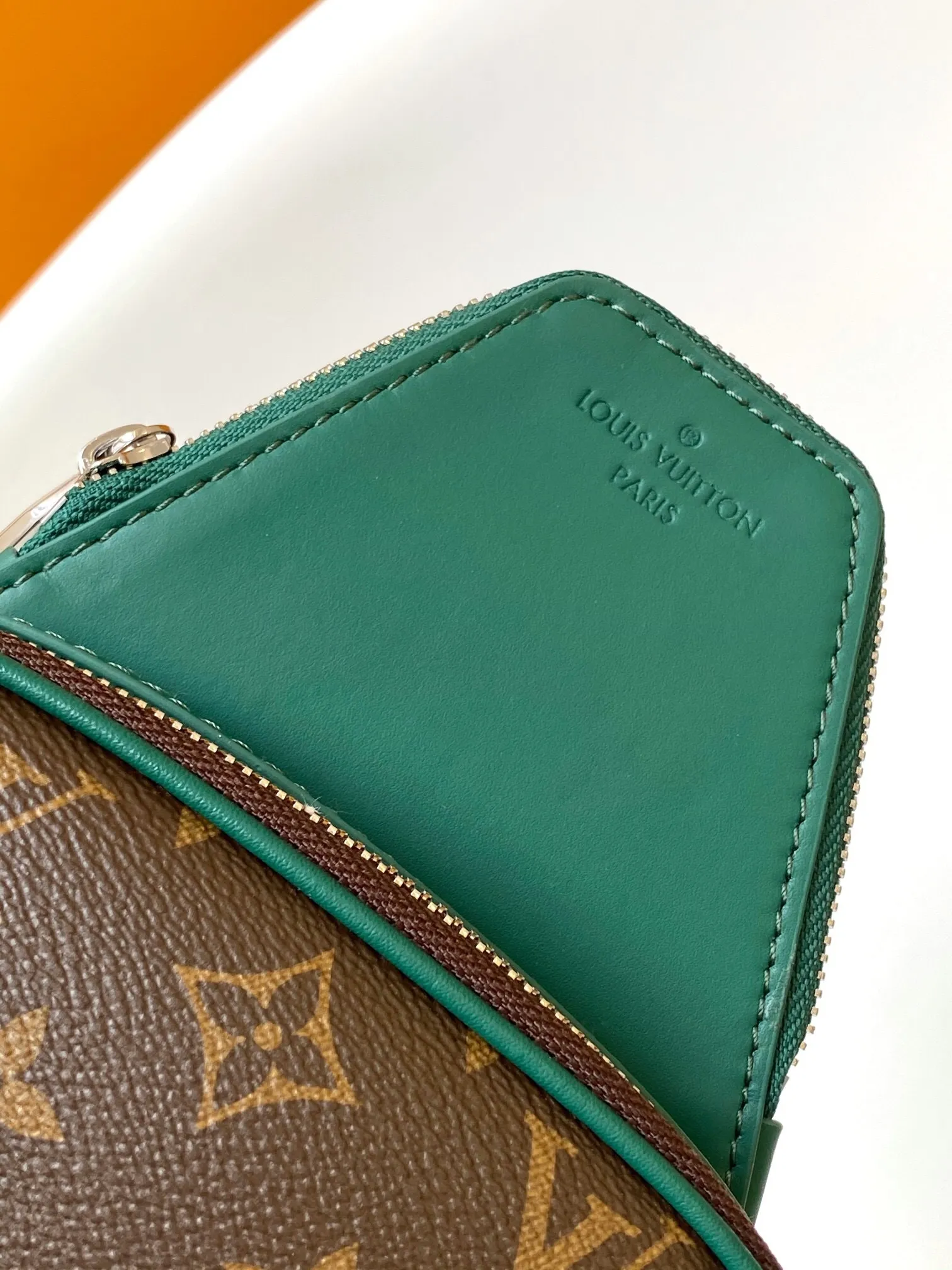 All categories 💚 Top version men’s bags 💚 LV 2025 official website new LV chest bag