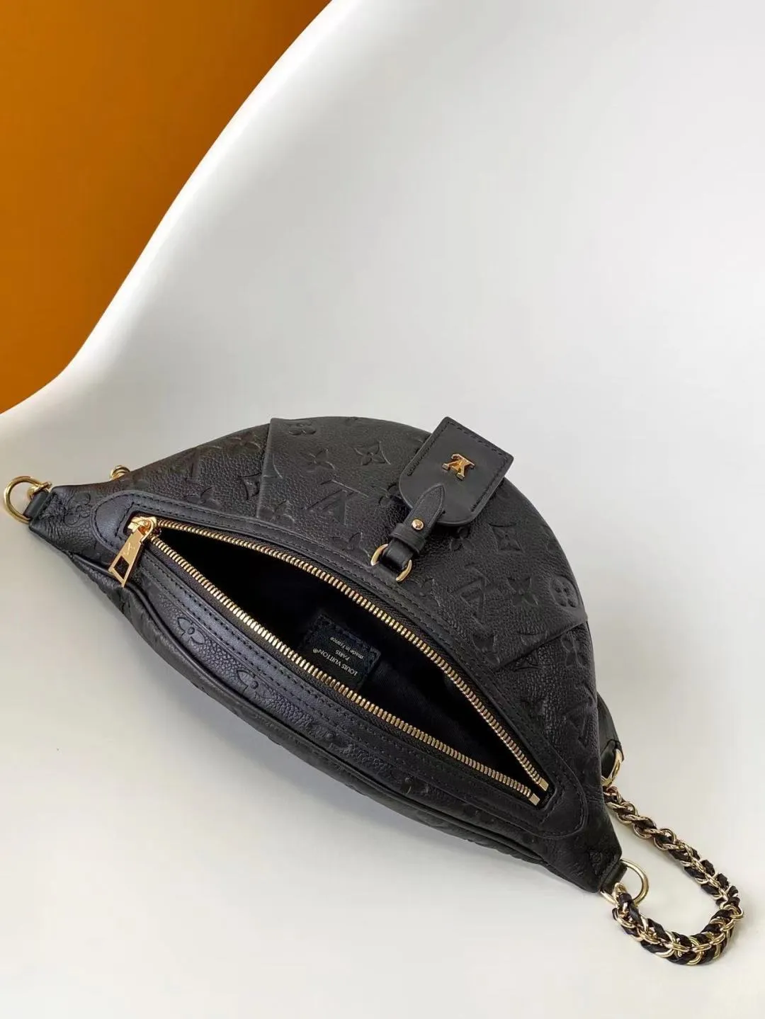 All categories 💚 Top version men’s bags 💚 LV 2025 new LV waist bag