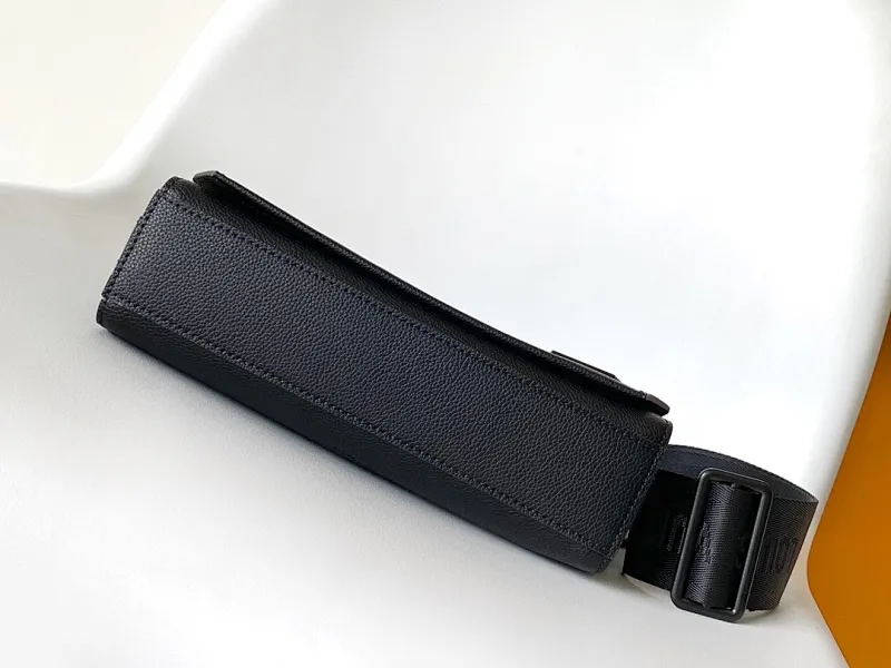 All categories 💚 Top version men’s bags 💚 LV 2025 new LV crossbody bag