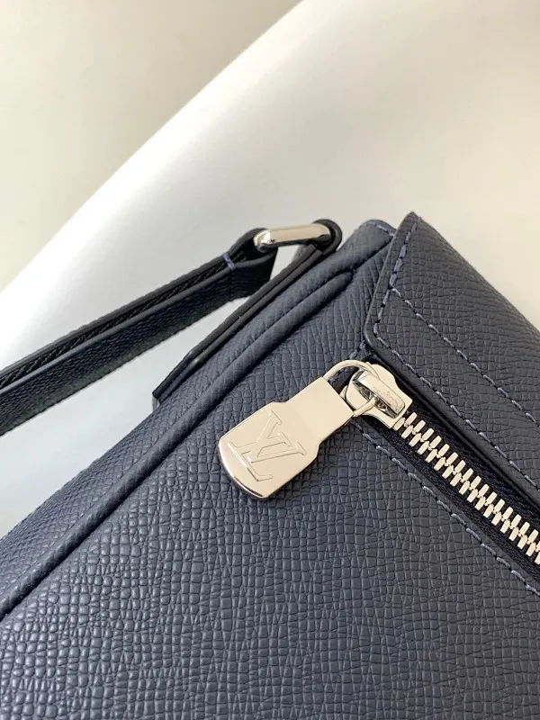 All categories 💚 Top version men’s bags 💚 LV 2025 official website new LV crossbody bag