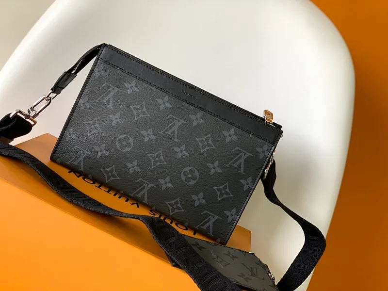 All categories 💚 Top version men’s bags 💚 LV 2025 new LV crossbody bag