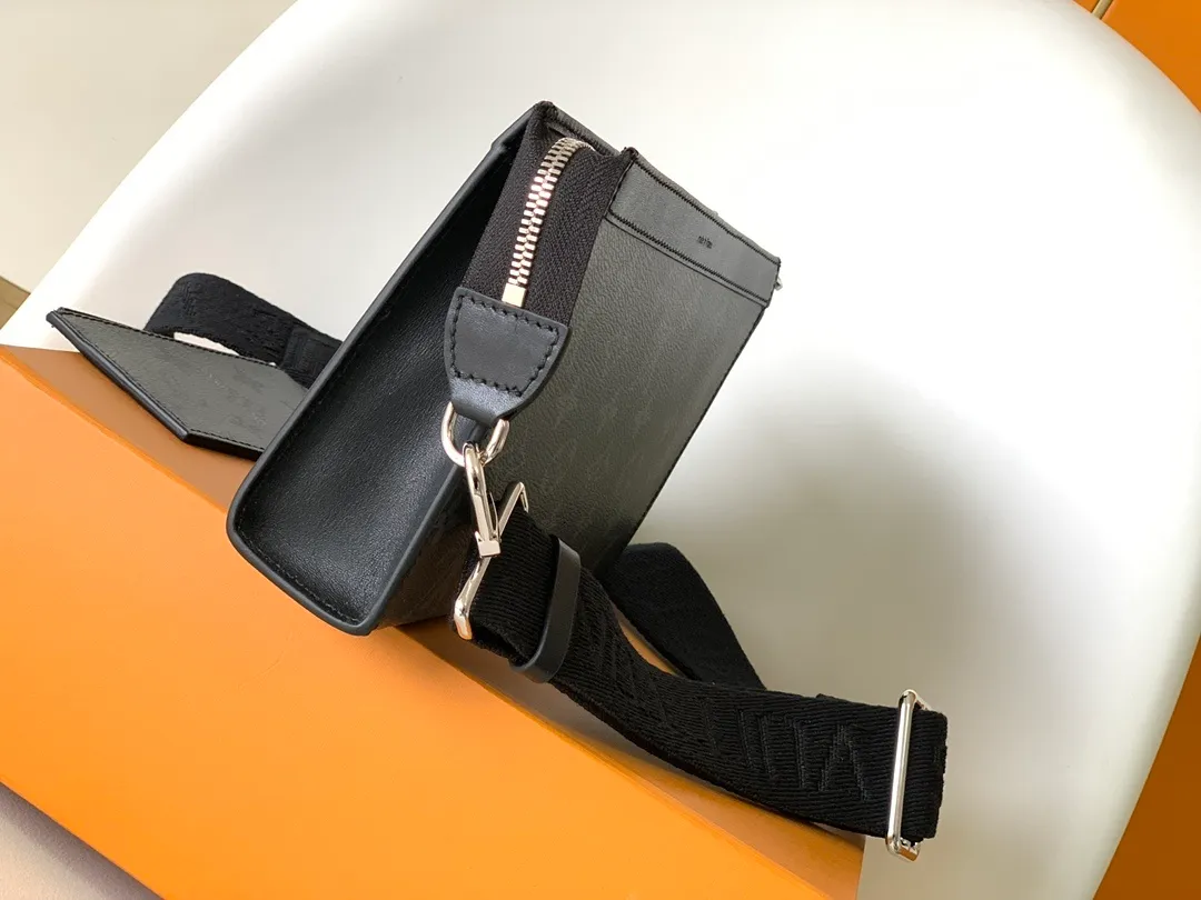 All categories 💚 Top version men’s bags 💚 LV 2025 new LV crossbody bag